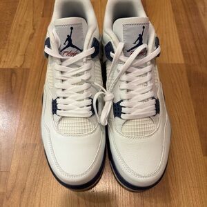 Jordan Retro 4 Navy